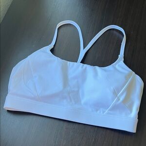 NWOT Women's White Sports Bra size small
